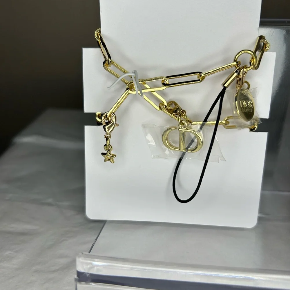 Dior Gold Star Charm Bracelet - Picture 3 of 5